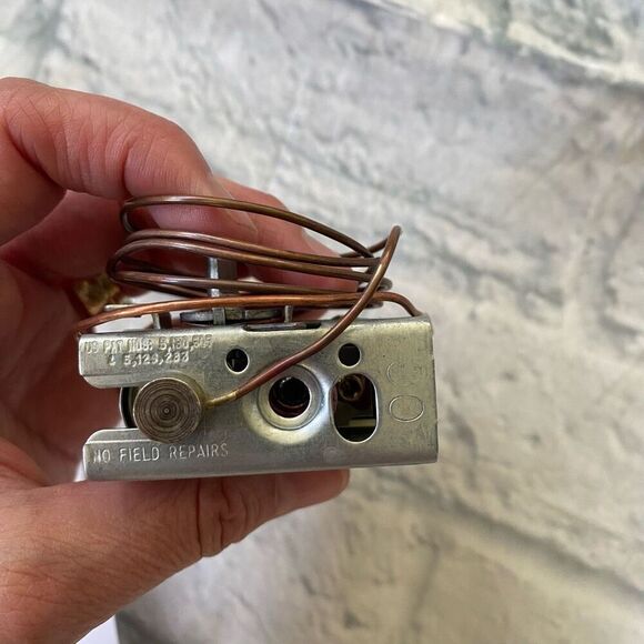 Hayward pool/spa CZ 150- 400 model thermostat without knob CHXTST1930 brand new - Picture 8 of 11